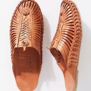 Anthropologie Coconuts by Matisse Shimmy Mules